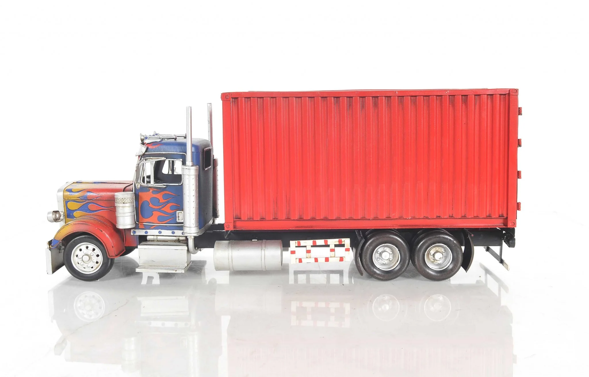 Big Rig Tissue Holder By Homeroots
