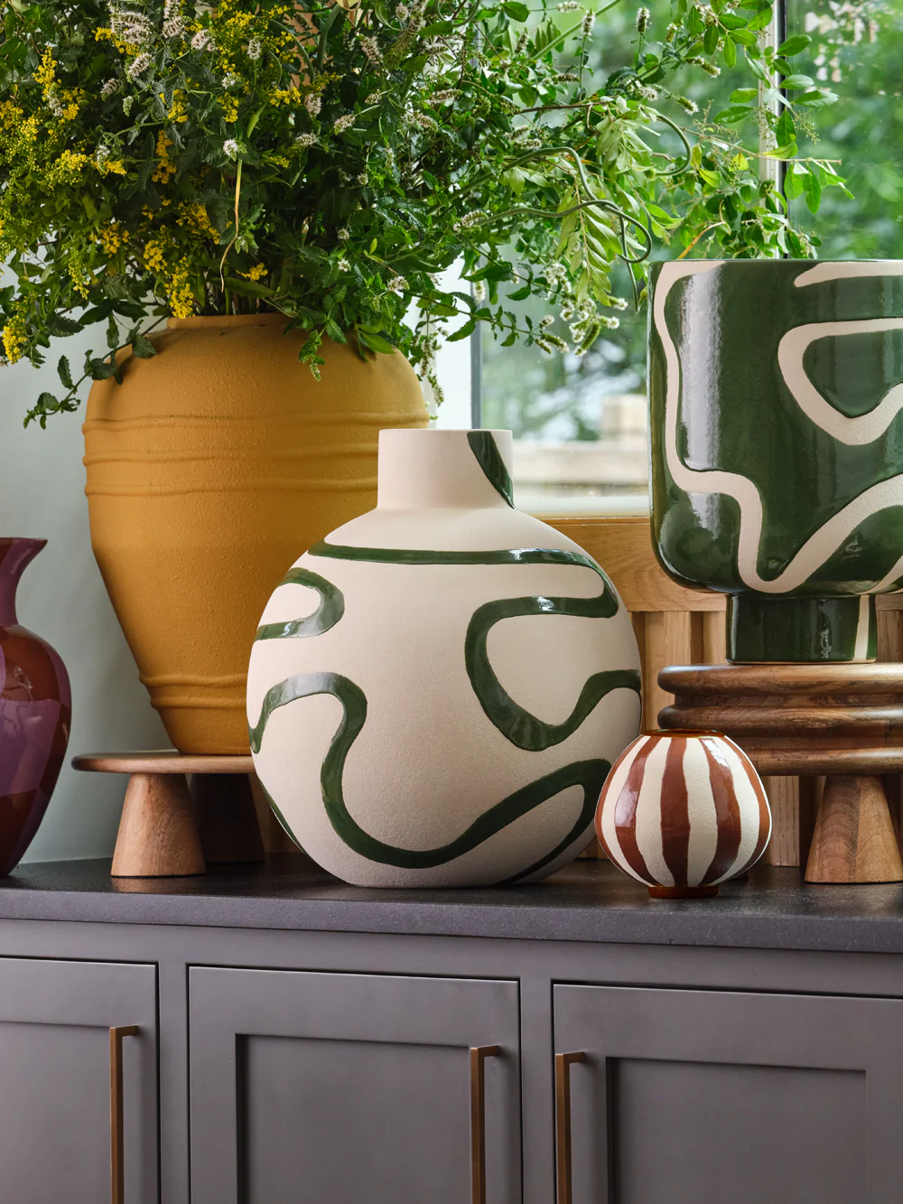 Curvature Vase By Accent Decor - Image 4