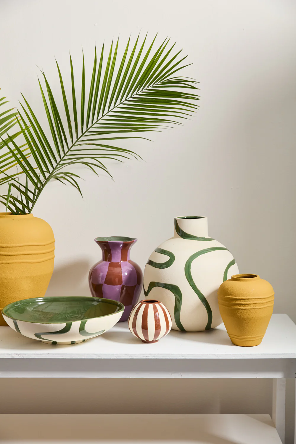 Curvature Vase By Accent Decor - Image 7