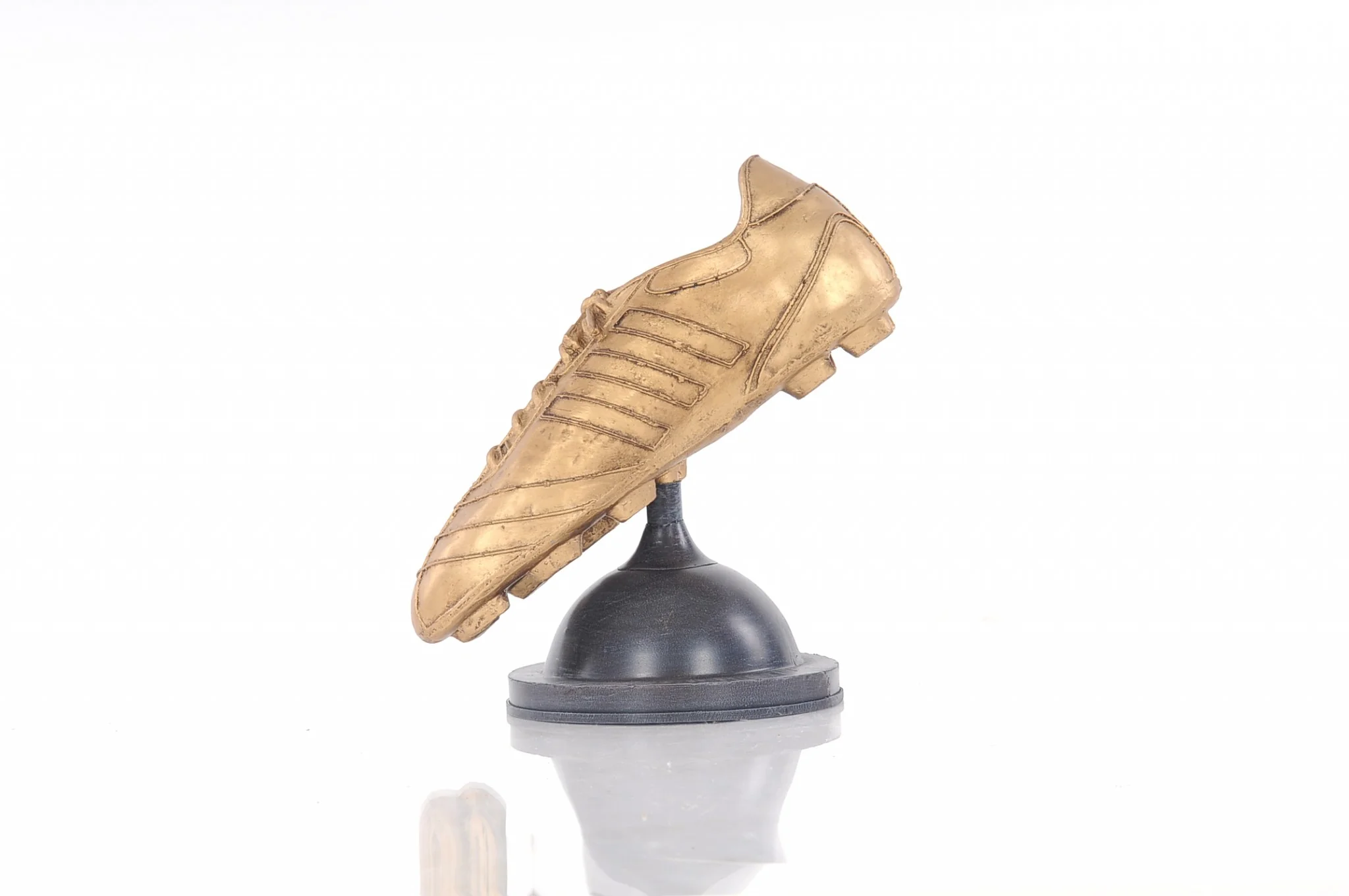 Golden Boot Award By Homeroots