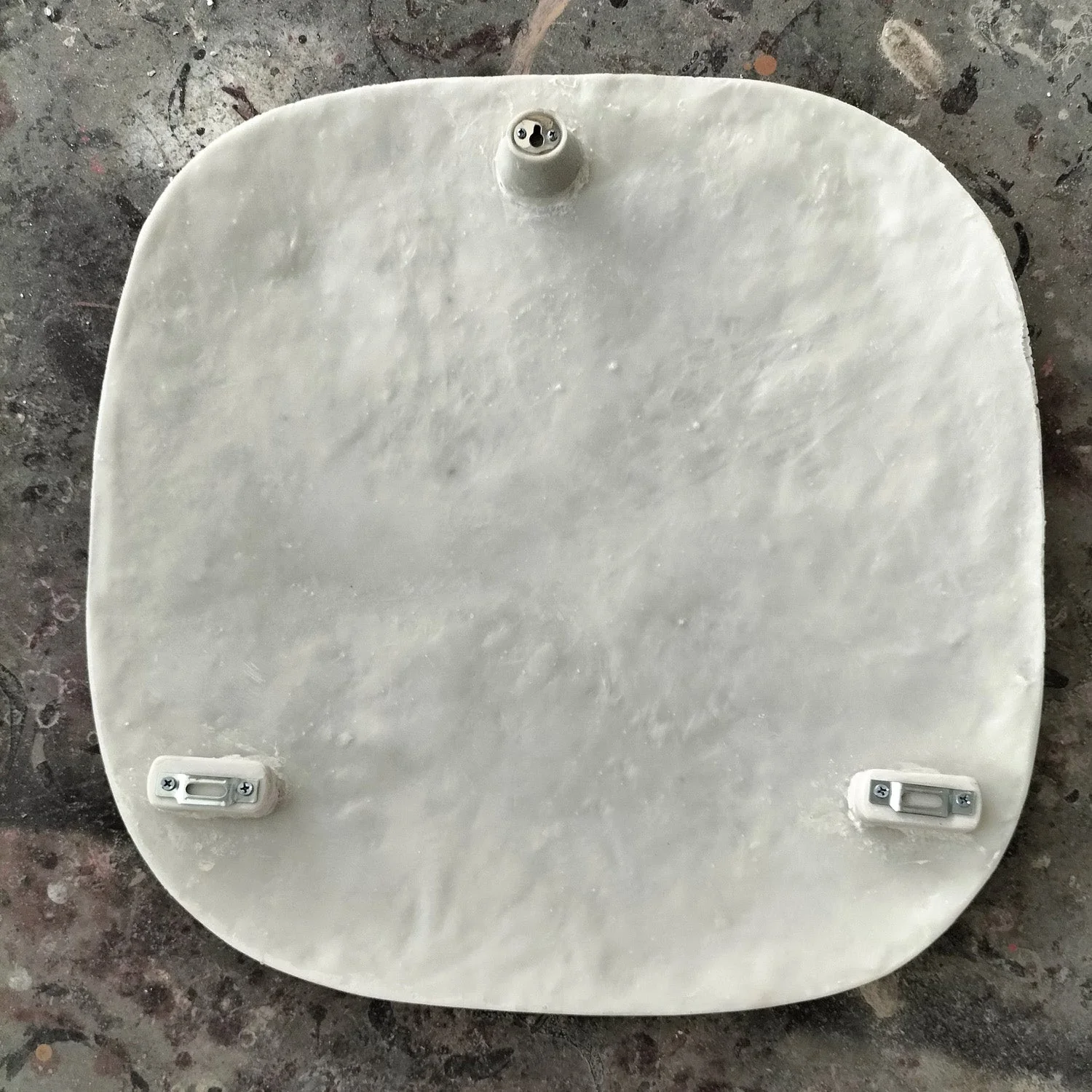 Groove 20.4"SQ, Cream By Gold Leaf - Image 3