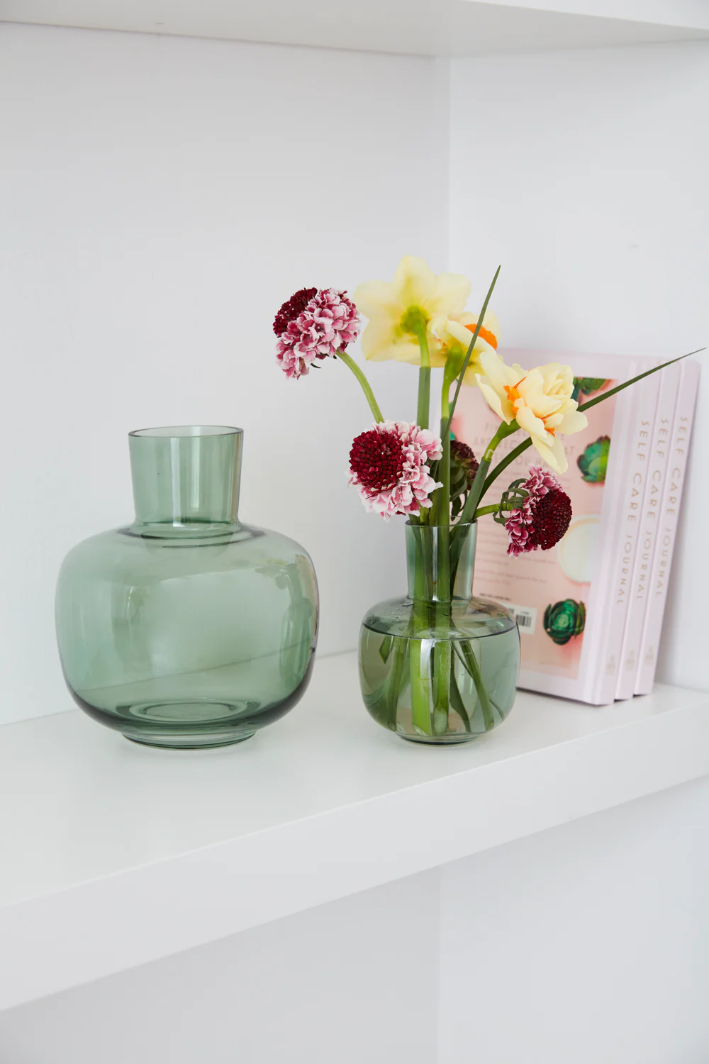 Hana Vase Set of 4 By Accent Decor - Image 3