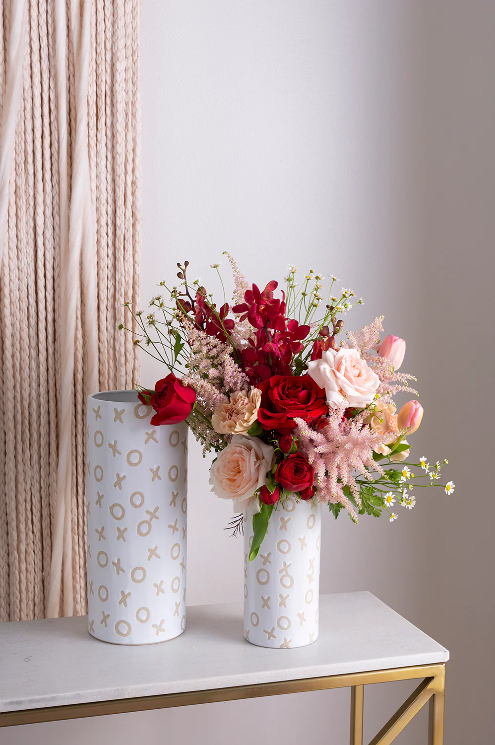 Hugs and Kisses Vase Set of 4 By Accent Decor - Image 3