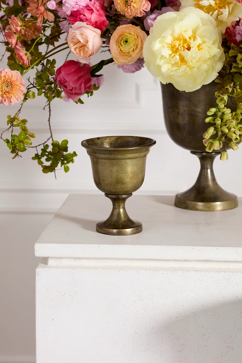 Hullen Urn By Accent Decor - Image 6