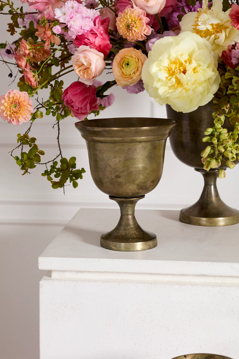Hullen Urn By Accent Decor - Image 8