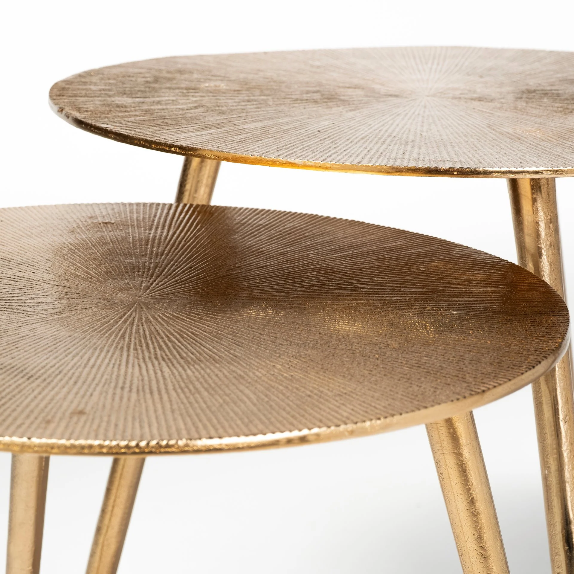Large Gold Finish Round Starburst Accent Table By Homeroots - Image 4