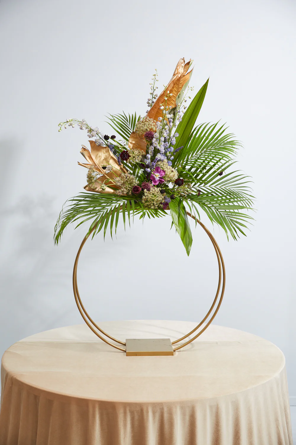 Leggero Stand By Accent Decor - Image 3