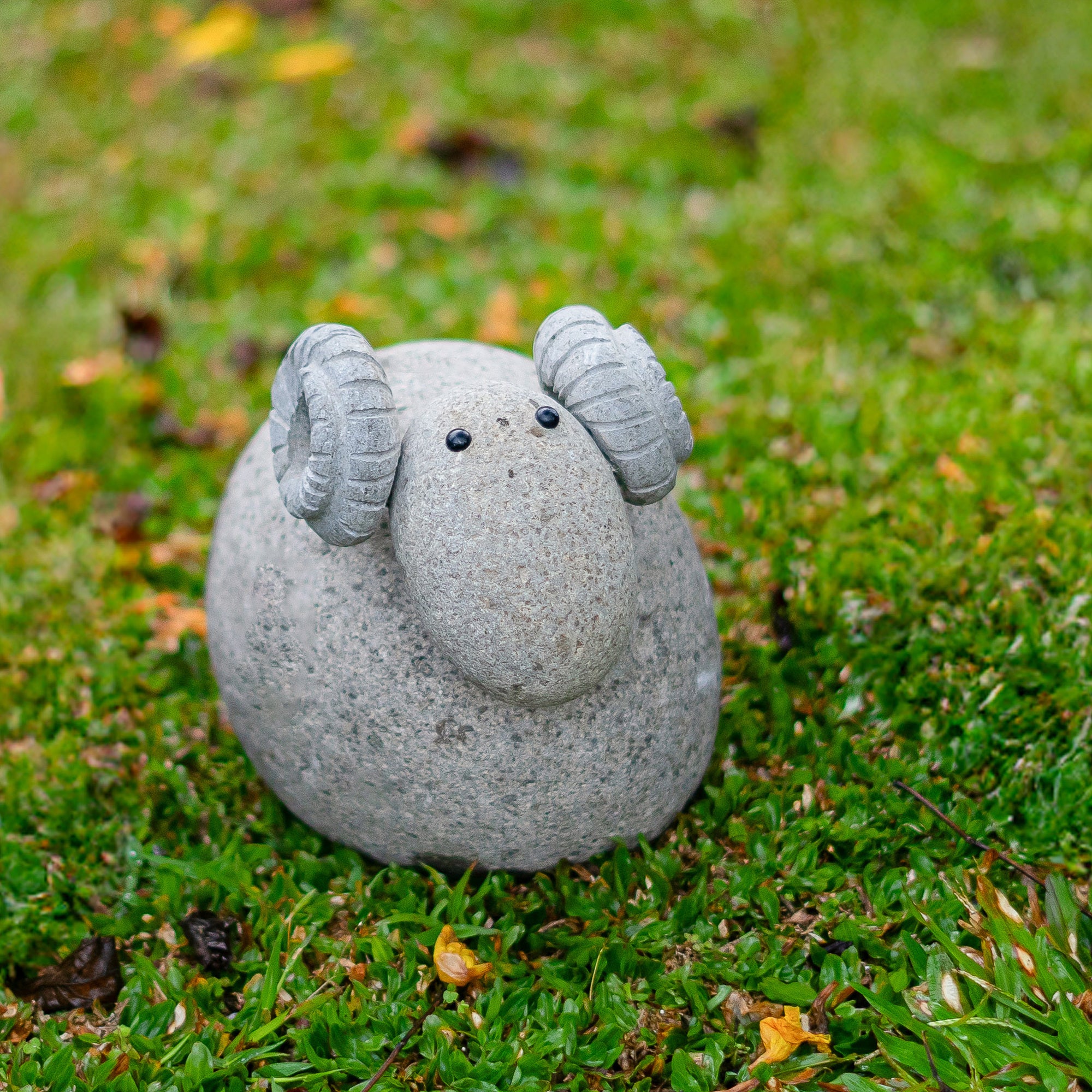 Stone Mountain Sheep Family By Garden Age Supply - Image 3