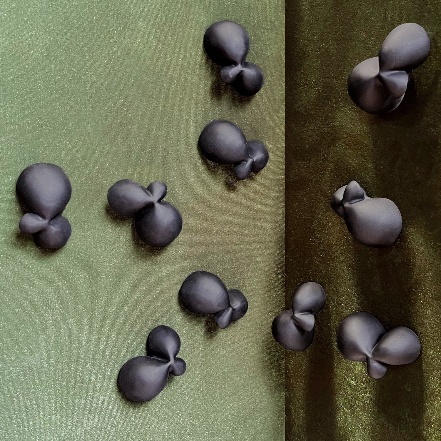 Wall Play™: Node, DK Grey/ Black By Gold Leaf